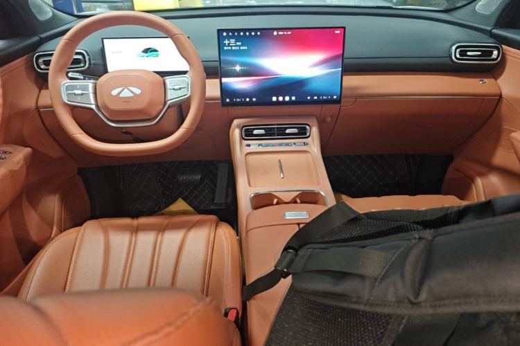 Used Chery Fengyun T9  Center Console