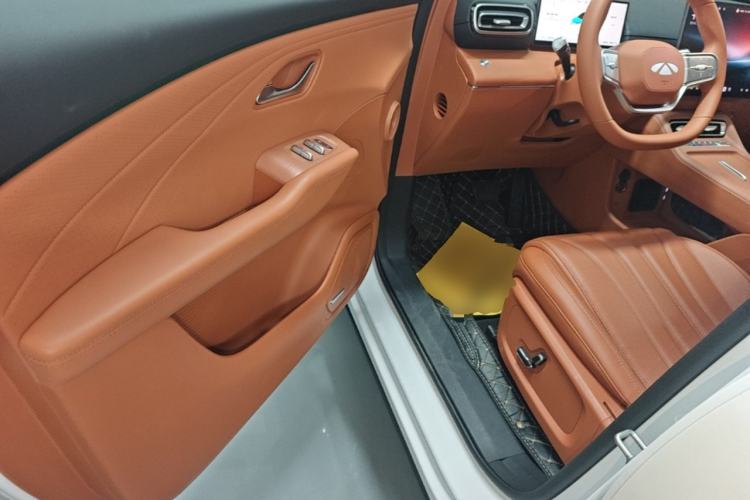 Used Chery Fengyun T9  Driver Seat