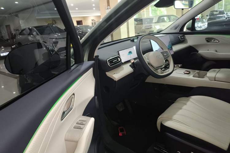 Used Chery Fengyun T9L 2026 Model 230 Max Driver Seat
