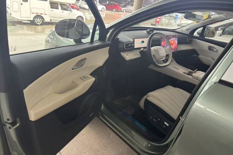 Used Chery Fengyun T9L 2026 Model 200 Four-Wheel Drive Ultra-Comfortable Driver Seat
