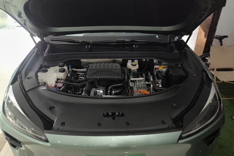 Used Chery Fengyun T9L 2026 Model 230 Max Engine Bay