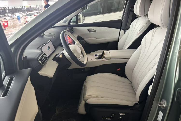 Used Chery Fengyun T9L 2026 Model 200 Four-Wheel Drive Ultra-Comfortable Left Front Seat