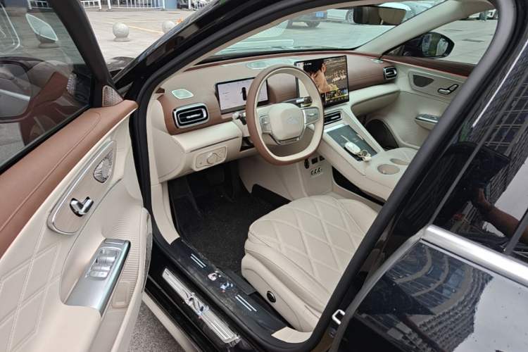 Used Chery Fengyun Fulwin A9L 2025 Model, 260 Ultra-Long Range Prestige Edition Driver Seat