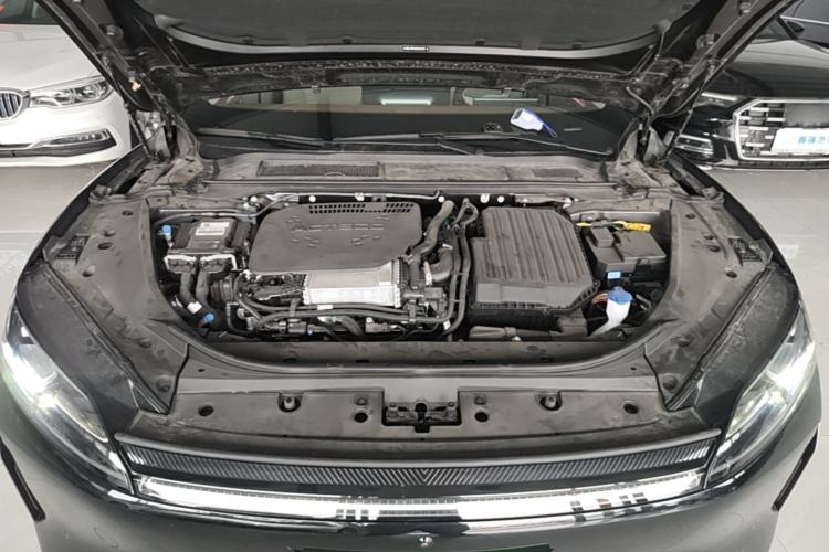 Used Chery Fengyun Fulwin A9L 2025 Model, Guanghui Four-Wheel Drive High-Energy Edition Engine Bay
