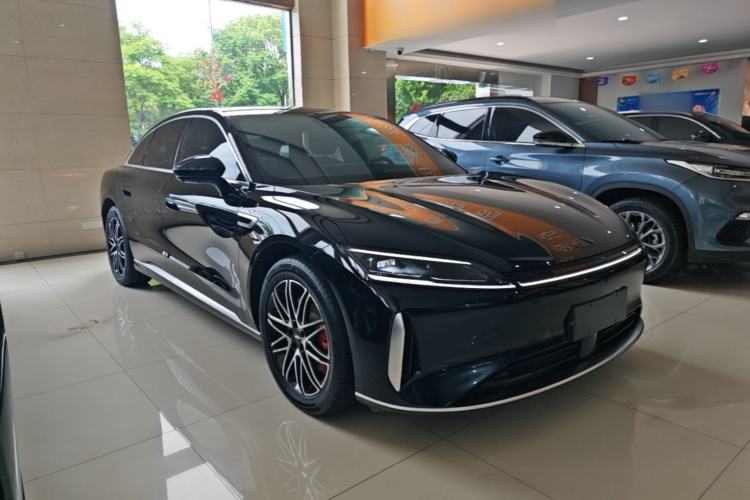Used Chery Fengyun Fulwin A9L 2025 Model, 260 Ultra-Long Range Prestige Edition Front Right 45 Deg