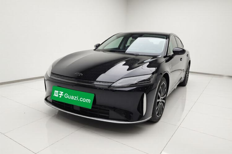Chery Fengyun Fulwin A9L 2025 Model, Four-Wheel Drive High-Energy Peak Edition