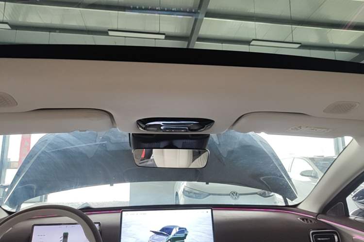 Used Chery Fengyun Fulwin A9L 2025 Model, Guanghui Four-Wheel Drive High-Energy Edition Headliner