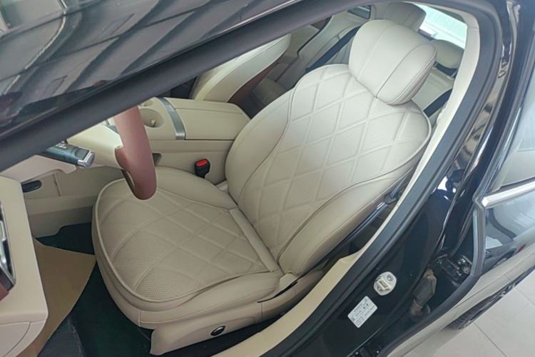 Used Chery Fengyun Fulwin A9L 2025 Model, Guanghui Four-Wheel Drive High-Energy Edition Left Front Seat
