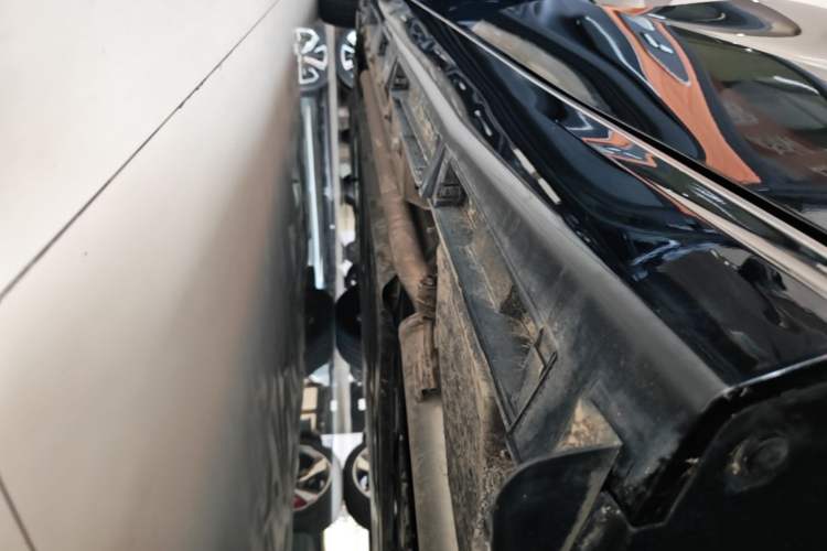 Used Chery Fengyun Fulwin A9L 2025 Model, 260 Ultra-Long Range Prestige Edition Left Side Sill