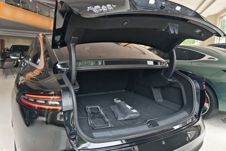 Used Chery Fengyun Fulwin A9L 2025 Model, 260 Ultra-Long Range Prestige Edition Trunk