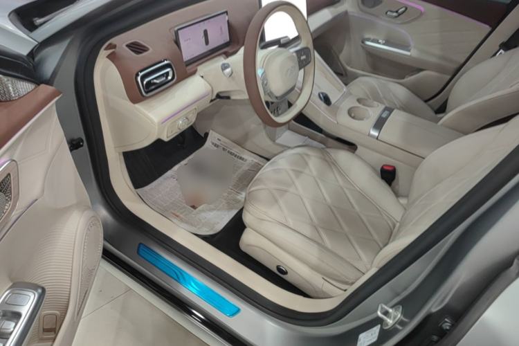 Used Chery Fengyun Fulwin A9L 2025 Model, Guanghui Four-Wheel Drive Peak Edition Driver Seat