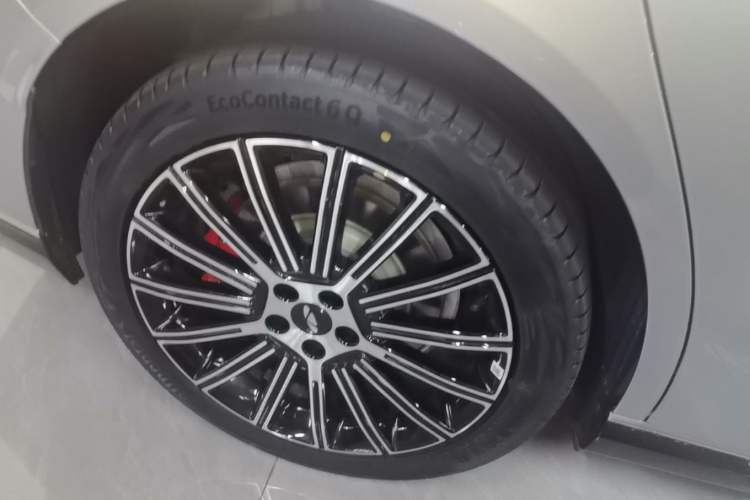 Used Chery Fengyun Fulwin A9L 2025 Model, Four-Wheel Drive High-Energy Peak Edition Exterior 5