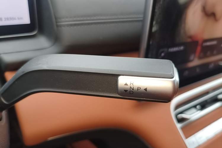 Used Chery Fengyun Fulwin A9L 2025 Model, 260 Ultra-Long Range Prestige Edition Gear Lever