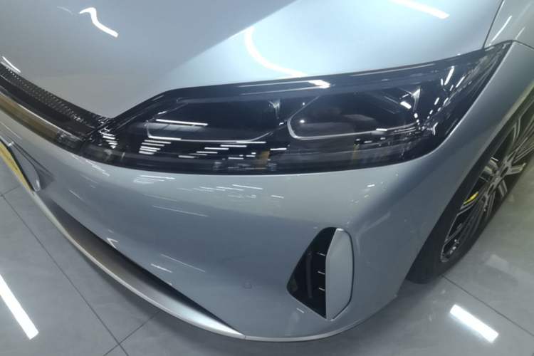 Used Chery Fengyun Fulwin A9L 2025 Model, Four-Wheel Drive High-Energy Peak Edition Left Front Headlight