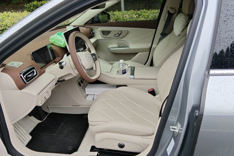 Used Chery Fengyun Fulwin A9L 2025 Model, Guanghui Four-Wheel Drive Peak Edition Left Front Seat