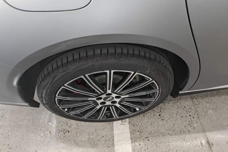 Used Chery Fengyun Fulwin A9L 2025 Model, Guanghui Four-Wheel Drive Peak Edition Right Rear Wheel Hub