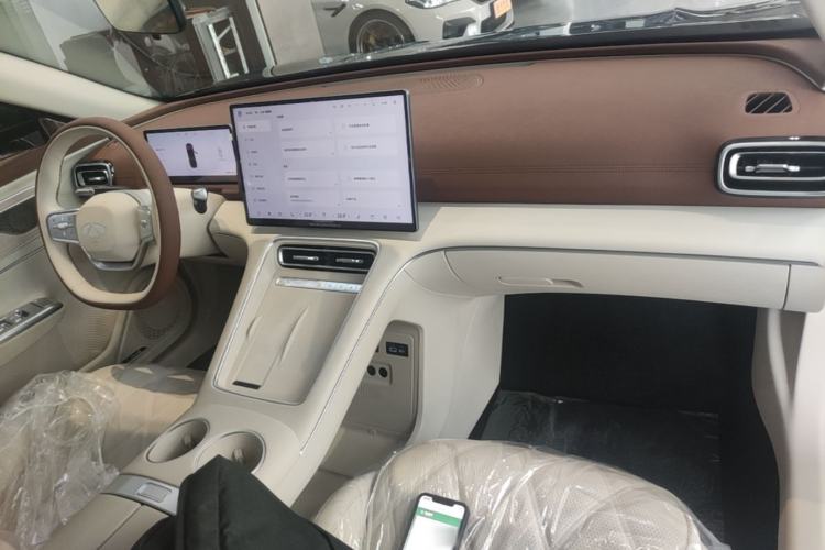 Used Chery Fengyun Fulwin A9L 2025 Model, 260 Ultra-Long Range Prestige Edition Center Console