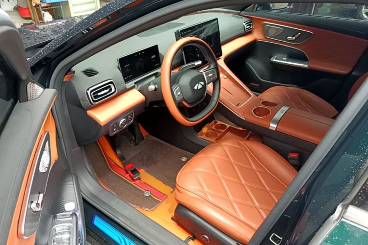 Used Chery Fengyun Fulwin A9L 2025 Model, 260 Boya Luxury Edition Driver Seat