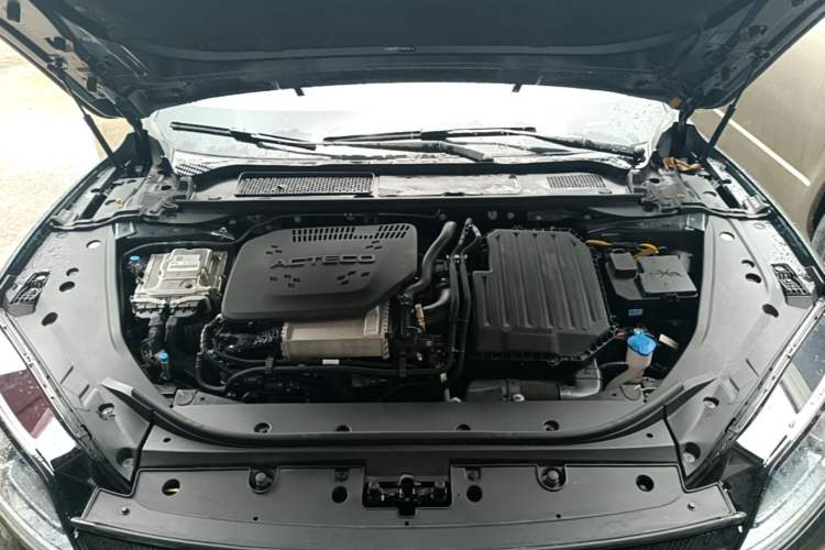Used Chery Fengyun Fulwin A9L 2025 Model, 260 Boya Luxury Edition Engine Bay