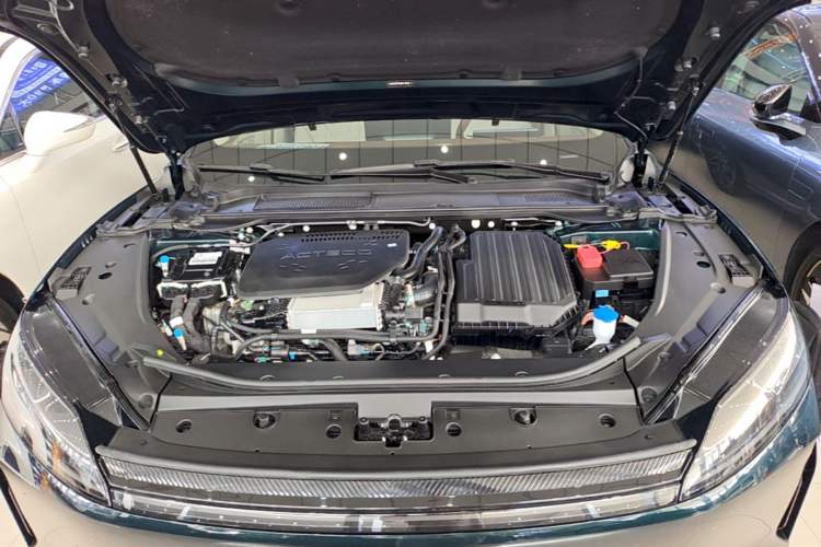 Used Chery Fengyun Fulwin A9L 2025 Model, 260 Ultra-Long Range Prestige Edition Engine Bay
