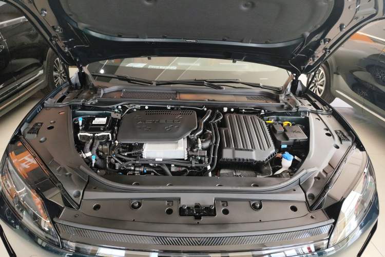 Used Chery Fengyun Fulwin A9L 2025 Model, 260 Ultra-Long Range Prestige Edition Engine Bay