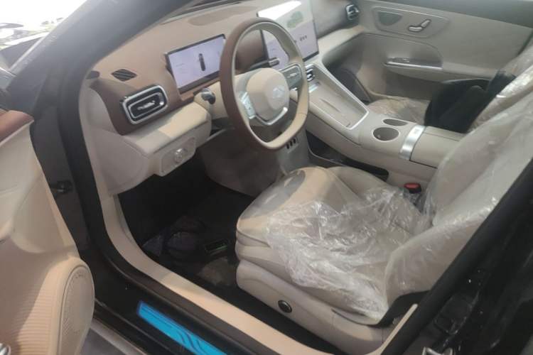 Used Chery Fengyun Fulwin A9L 2025 Model, 260 Ultra-Long Range Prestige Edition Left Front Seat