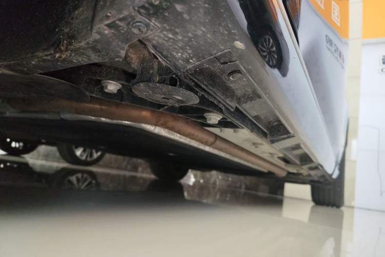 Used Chery Fengyun Fulwin A9L 2025 Model, 260 Ultra-Long Range Prestige Edition Left Side Sill