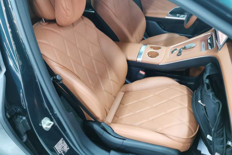 Used Chery Fengyun Fulwin A9L 2025 Model, 260 Ultra-Long Range Prestige Edition Right Front Seat
