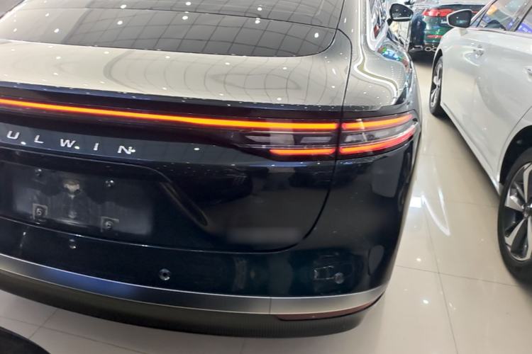 Used Chery Fengyun Fulwin A9L 2025 Model, 260 Ultra-Long Range Prestige Edition Right Rear Taillight