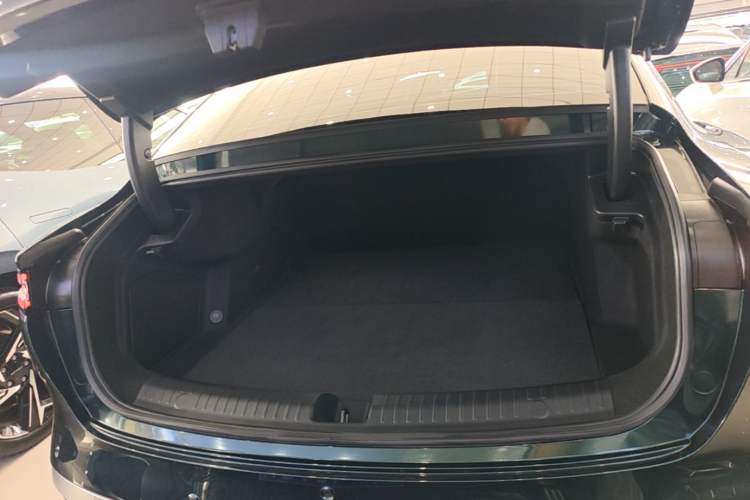 Used Chery Fengyun Fulwin A9L 2025 Model, 260 Ultra-Long Range Prestige Edition Trunk