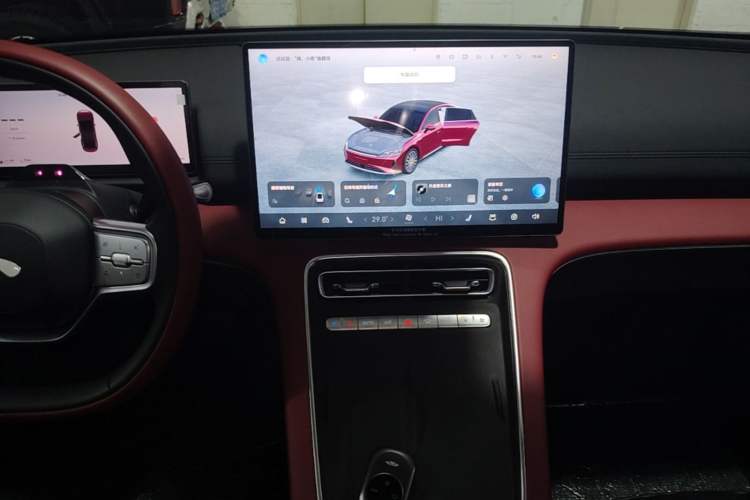Used Chery Fengyun Fulwin A9L 2025 Model, Four-Wheel Drive High-Energy Peak Edition Audio And AC Panel