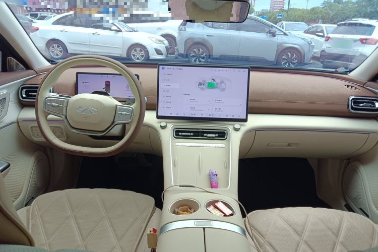 Used Chery Fengyun Fulwin A9L 2025 Model, 260 Boya Smart Leading Edition Center Console