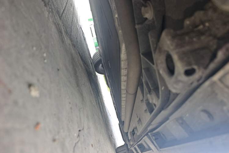 Used Chery Fengyun Fulwin A9L 2025 Model, Four-Wheel Drive High-Energy Peak Edition Chassis Front Left