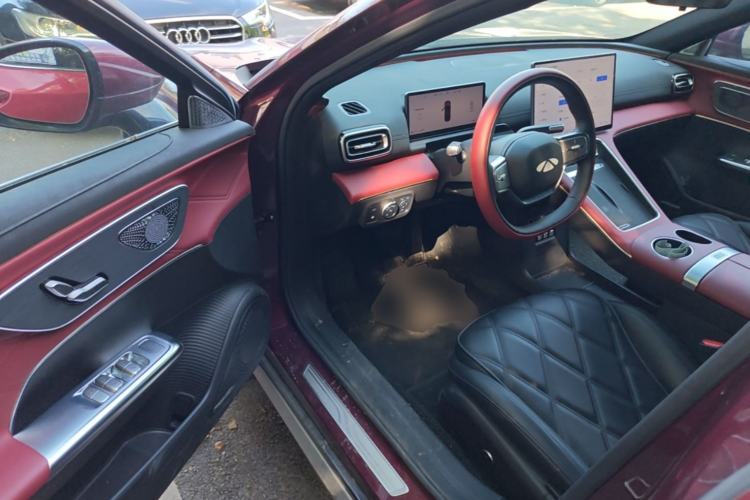 Used Chery Fengyun Fulwin A9L 2025 Model, Four-Wheel Drive High-Energy Peak Edition Driver Seat
