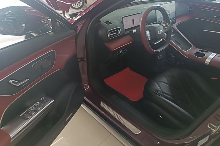 Used Chery Fengyun Fulwin A9L 2025 Model, Four-Wheel Drive High-Energy Peak Edition Driver Seat