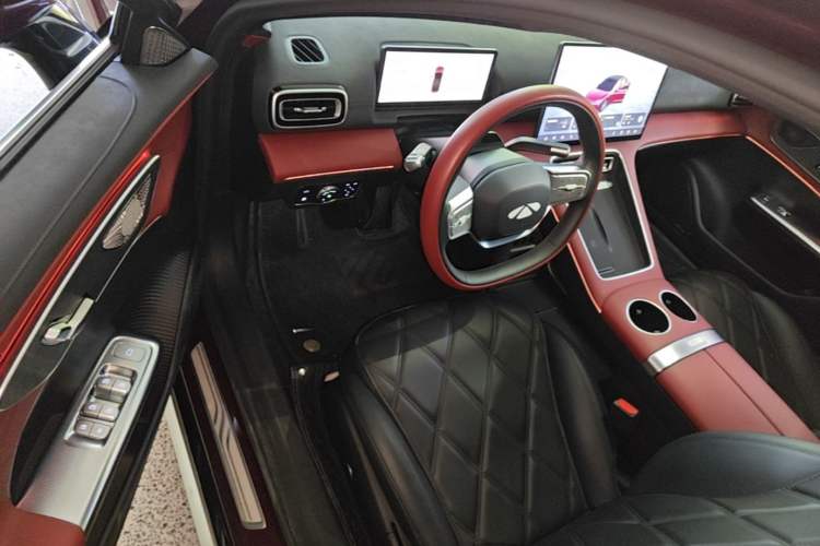 Used Chery Fengyun Fulwin A9L 2025 Model, Four-Wheel Drive High-Energy Peak Edition Driver Seat