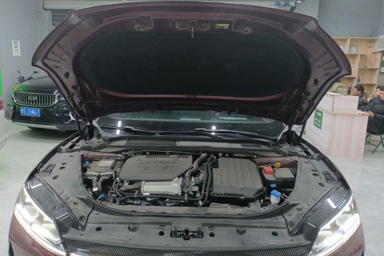 Used Chery Fengyun Fulwin A9L 2025 Model, Four-Wheel Drive High-Energy Peak Edition Engine Bay