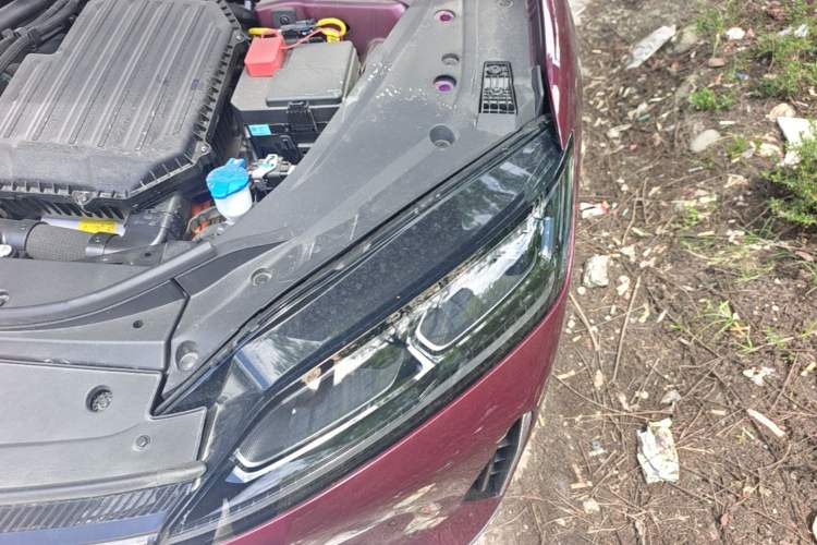 Used Chery Fengyun Fulwin A9L 2025 Model, Four-Wheel Drive High-Energy Peak Edition Engine Bay Left