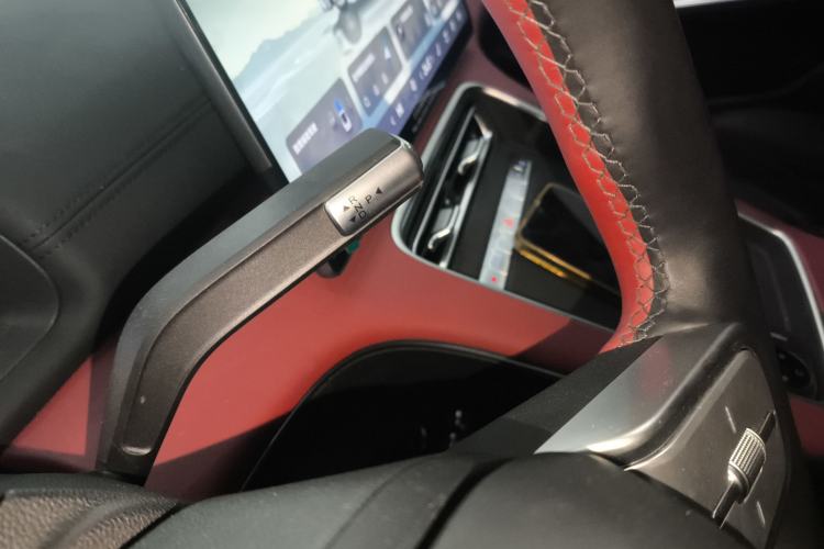 Used Chery Fengyun Fulwin A9L 2025 Model, Four-Wheel Drive High-Energy Peak Edition Gear Lever