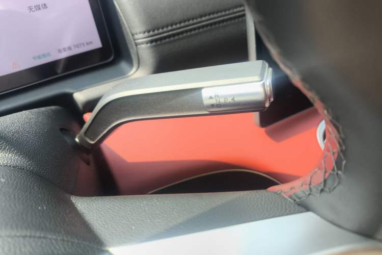 Used Chery Fengyun Fulwin A9L 2025 Model, Four-Wheel Drive High-Energy Peak Edition Gear Lever