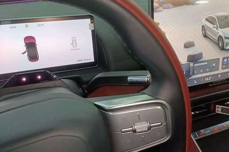 Used Chery Fengyun Fulwin A9L 2025 Model, Four-Wheel Drive High-Energy Peak Edition Gear Lever
