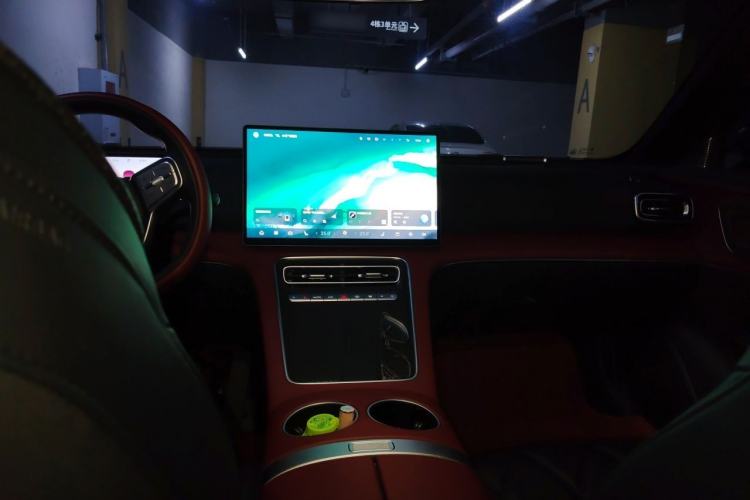 Used Chery Fengyun Fulwin A9L 2025 Model, Four-Wheel Drive High-Energy Peak Edition Headliner