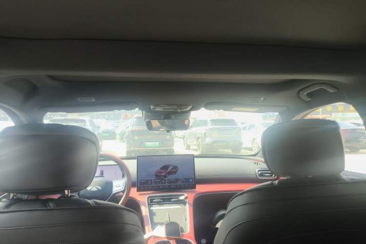 Used Chery Fengyun Fulwin A9L 2025 Model, Four-Wheel Drive High-Energy Peak Edition Headliner