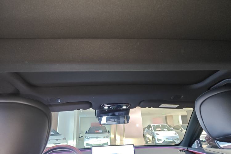 Used Chery Fengyun Fulwin A9L 2025 Model, Four-Wheel Drive High-Energy Peak Edition Headliner