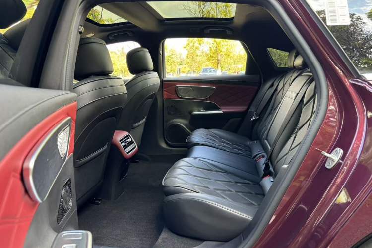 Used Chery Fengyun Fulwin A9L 2025 Model, Four-Wheel Drive High-Energy Peak Edition Interior 4