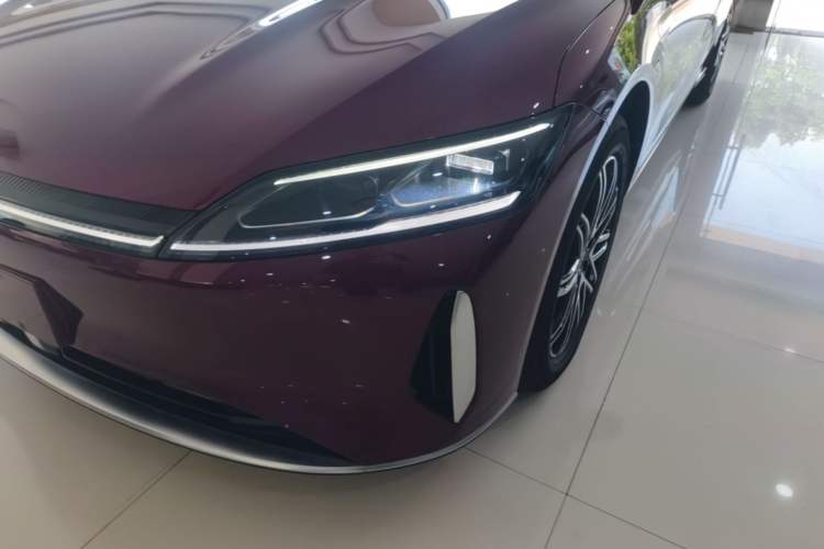 Used Chery Fengyun Fulwin A9L 2025 Model, 260 Ultra-Long Range Prestige Edition Left Front Headlight