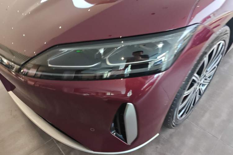 Used Chery Fengyun Fulwin A9L 2025 Model, Four-Wheel Drive High-Energy Peak Edition Left Front Headlight