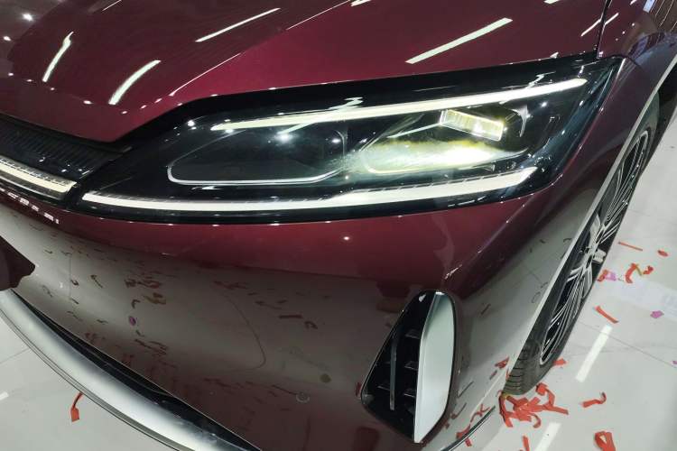 Used Chery Fengyun Fulwin A9L 2025 Model, Four-Wheel Drive High-Energy Peak Edition Left Front Headlight