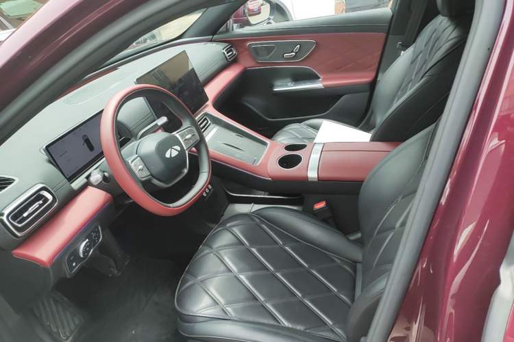 Used Chery Fengyun Fulwin A9L 2025 Model, Four-Wheel Drive High-Energy Peak Edition Left Front Seat