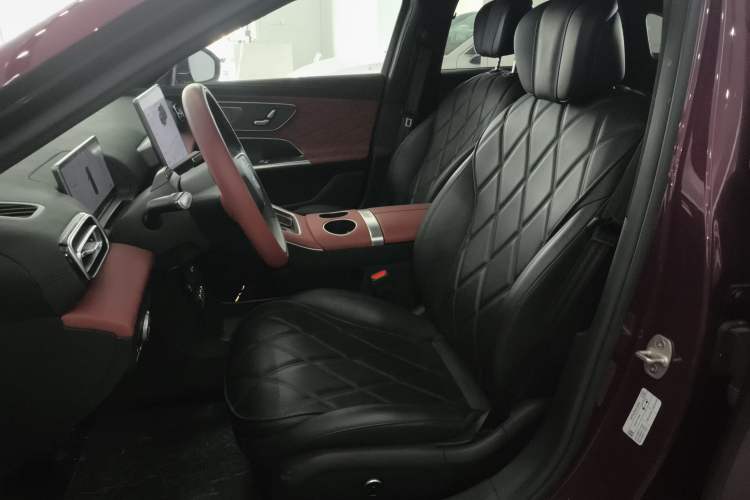 Used Chery Fengyun Fulwin A9L 2025 Model, Four-Wheel Drive High-Energy Peak Edition Left Front Seat